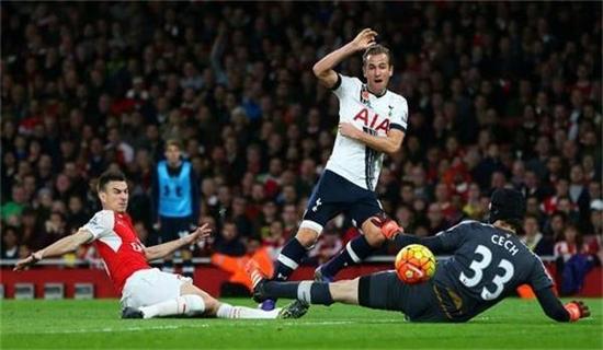 加盟曼城 加盟曼城